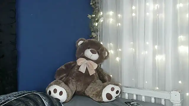 Snapshot of lishainparis18 chatting on 6, 3, 2026 lishainparis18 online show from 6, 3, 2026