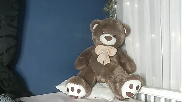 Snapshot of lishainparis18 chatting on 28, 3, 2026 lishainparis18 online show from 28, 3, 2026