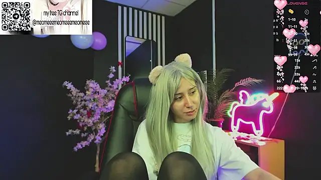 Snapshot of meomeee chatting on 13, 2, 2026 meomeee online show from 13, 2, 2026