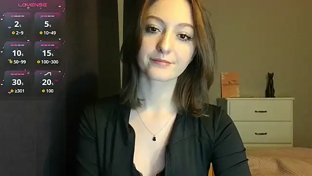 white liillyy online show from 11, 3, 2026