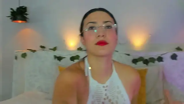 Snapshot of victoria_flores1 chatting on 18, 2, 2026 victoria flores1 online show from 18, 2, 2026