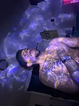 tyrek5051 online show from 3, 12, 2025