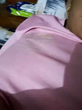 Snapshot of Anushka14321 chatting on 3, 11, 2025 Anushka14321 online show from 3, 11, 2025