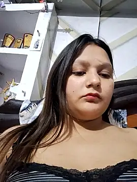 Snapshot of Anushka14321 chatting on 15, 11, 2025 Anushka14321 online show from 15, 11, 2025