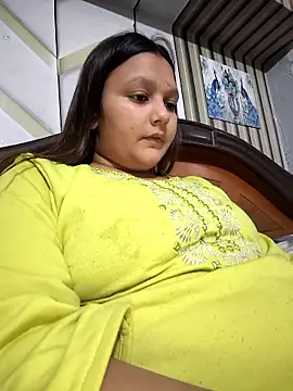 Snapshot of Anushka14321 chatting on 7, 1, 2026 Anushka14321 online show from 7, 1, 2026