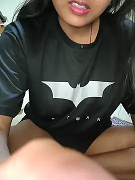 Snapshot of RAYI_Queen_2 chatting on 20, 3, 2026 RAYI Queen 2 online show from 20, 3, 2026