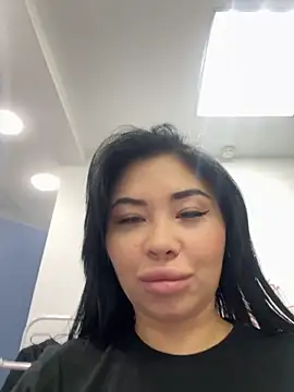 Snapshot of Mia_stepMOM chatting on 10, 10, 2025 Mia stepMOM online show from 10, 10, 2025