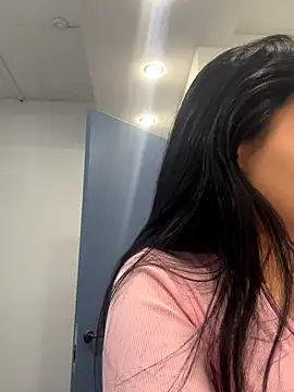 Snapshot of Mia_stepMOM chatting on 16, 10, 2025 Mia stepMOM online show from 16, 10, 2025