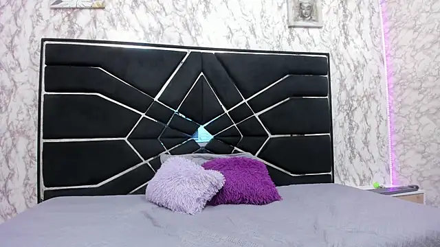 WILD FIREE  online show from 15, 11, 2025