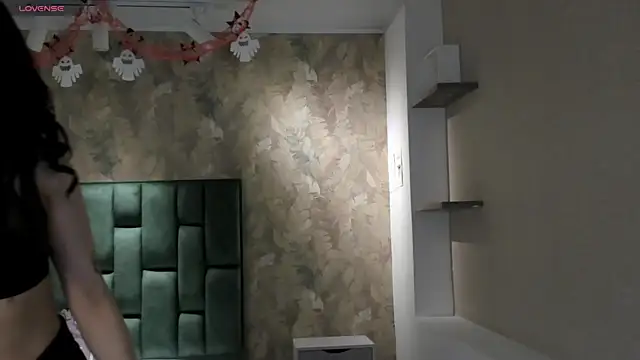 Saya Amaretto1 online show from 24, 10, 2025