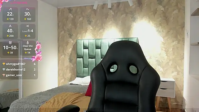 Saya Amaretto1 online show from 13, 11, 2025