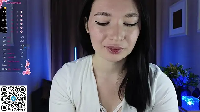 Snapshot of cute_club chatting on 17, 9, 2025 cute club online show from 17, 9, 2025