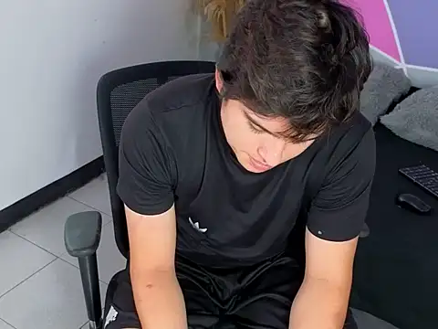 invincible200 online show from 14, 11, 2025