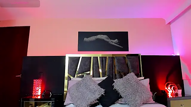 Snapshot of ScarletTorres chatting on 24, 9, 2025 ScarletTorres online show from 24, 9, 2025