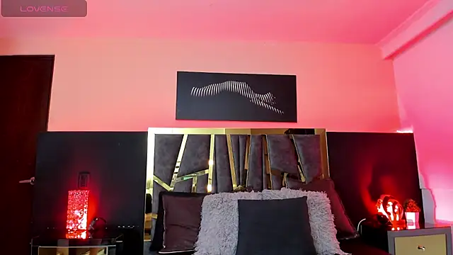 Snapshot of ScarletTorres chatting on 1, 10, 2025 ScarletTorres online show from 1, 10, 2025