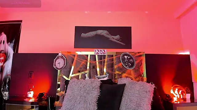 Snapshot of ScarletTorres chatting on 23, 10, 2025 ScarletTorres online show from 23, 10, 2025