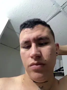 Snapshot of Kurtxxx22 chatting on 21, 2, 2026 Kurtxxx22 online show from 21, 2, 2026