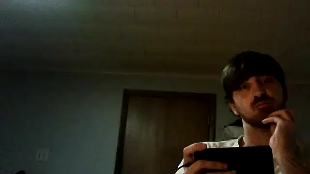Snapshot of WyattL96 chatting on 6, 8, 2026 WyattL96 online show from 6, 8, 2026