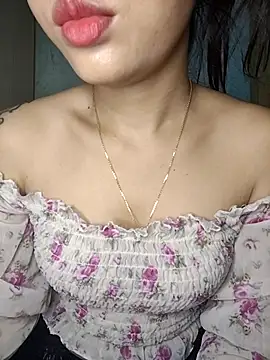 Snapshot of MyWet117 chatting on 10, 11, 2025 MyWet117 online show from 10, 11, 2025