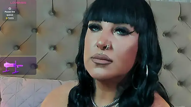 Sierra Quinn online show from 9, 5, 2026