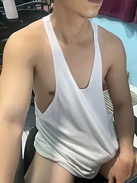 Snapshot of ieat_monsters chatting on 3, 4, 2026 ieat monsters online show from 3, 4, 2026