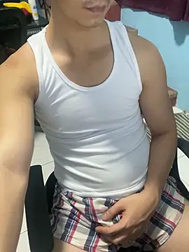 Snapshot of ieat_monsters chatting on 14, 4, 2026 ieat monsters online show from 14, 4, 2026