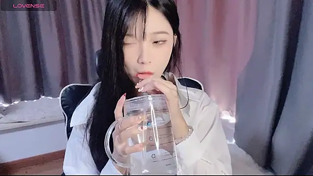 Cicicici-cc online show from 24, 10, 2025