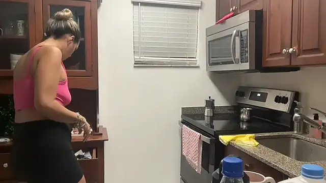 Snapshot of prettyykitty22 chatting on 23, 3, 2026 prettyykitty22 online show from 23, 3, 2026