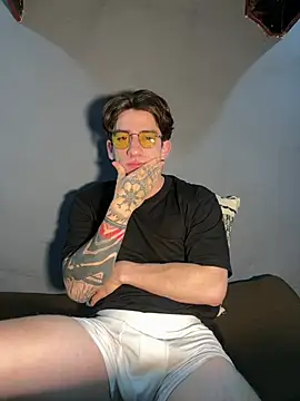 Snapshot of AteneoJr chatting on 25, 3, 2026 AteneoJr online show from 25, 3, 2026