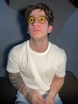 Snapshot of AteneoJr chatting on 2, 4, 2026 AteneoJr online show from 2, 4, 2026