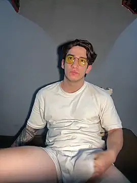 Snapshot of AteneoJr chatting on 3, 4, 2026 AteneoJr online show from 3, 4, 2026