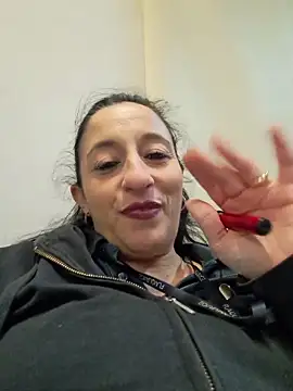 Snapshot of monella821 chatting on 24, 11, 2025 monella821 online show from 24, 11, 2025