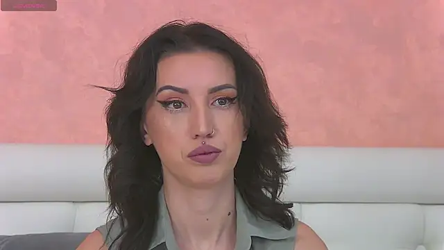 EnyaHazell online show from 4, 11, 2025