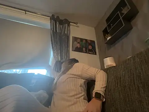 Anastasia-BlondeXX online show from 19, 1, 2026