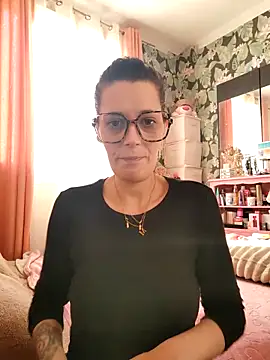 Mila Luciphya online show from 3, 4, 2026