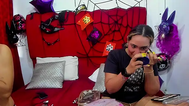 IsabelaANDalahia online show from 29, 10, 2025