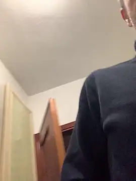 Snapshot of TORAKIKI79 chatting on 9, 3, 2026 TORAKIKI79 online show from 9, 3, 2026