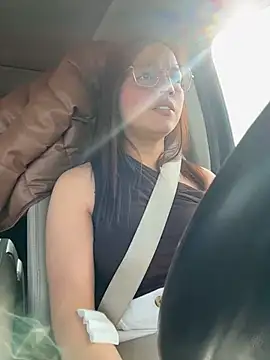 Snapshot of Mrs_MrLove chatting on 9, 2, 2026 Mrs MrLove online show from 9, 2, 2026