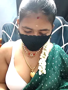 Snapshot of Tamil_Lotus chatting on 9, 4, 2026 Tamil Lotus online show from 9, 4, 2026