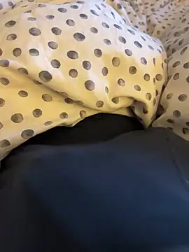 Snapshot of K13XXXX chatting on 13, 11, 2025 K13XXXX online show from 13, 11, 2025