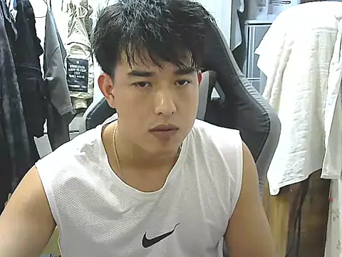 hunterXhan online show from 11, 11, 2025