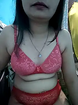 Snapshot of Vaani_Actress chatting on 21, 10, 2025 Vaani Actress online show from 21, 10, 2025