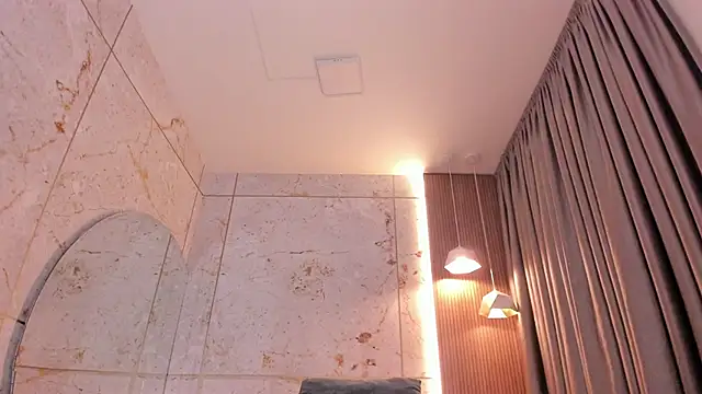 Snapshot of EllyMiller chatting on 14, 11, 2025 EllyMiller online show from 14, 11, 2025