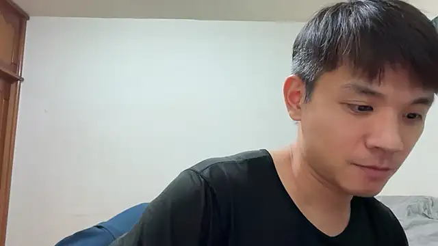 Snapshot of Foxfoxfox4 chatting on 18, 3, 2026 Foxfoxfox4 online show from 18, 3, 2026