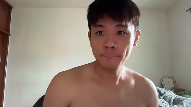 Snapshot of Foxfoxfox4 chatting on 5, 4, 2026 Foxfoxfox4 online show from 5, 4, 2026