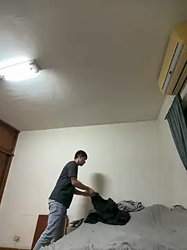 Snapshot of Foxfoxfox4 chatting on 26, 4, 2026 Foxfoxfox4 online show from 26, 4, 2026