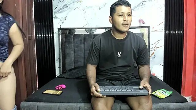 Snapshot of brutal_sex_love chatting on 4, 5, 2026 brutal sex love online show from 4, 5, 2026