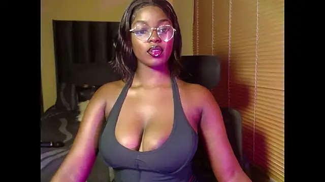 Snapshot of NawtyLisa chatting on 16, 4, 2026 NawtyLisa online show from 16, 4, 2026