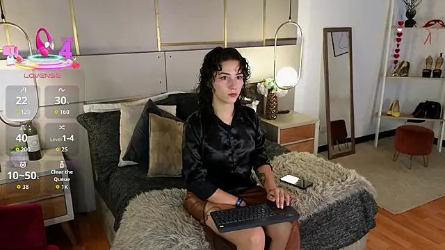 Snapshot of Lina_Montclair chatting on 20, 3, 2026 Lina Montclair online show from 20, 3, 2026