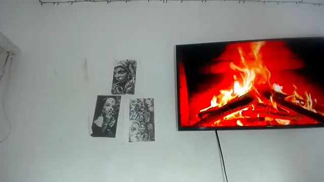 Foxy Lovex online show from 22, 11, 2025